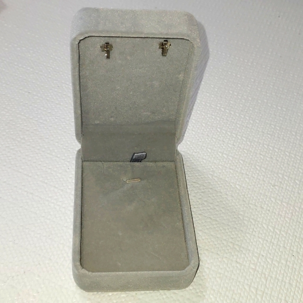2 Gift Presentation Box Velvet with clips  for Jewelry